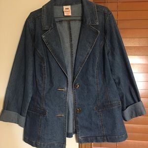 Jean Jacket - like new, barely worn
